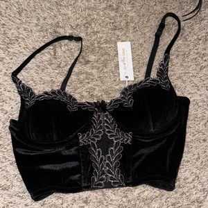 NWOT love the label top size small